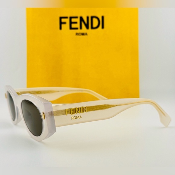 New! Fendi ROMA Sunglasses FE401251 21E White Transparent Frame with Gray Lenses